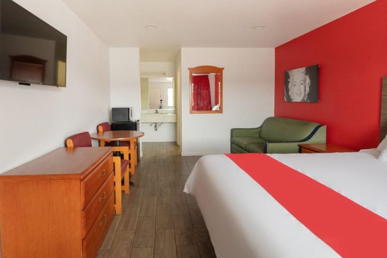 Oyo Hotel San Antonio Near At&T Center Kültér fotó