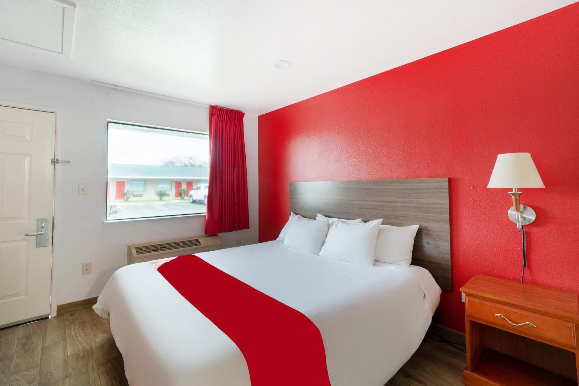 Oyo Hotel San Antonio Near At&T Center Kültér fotó