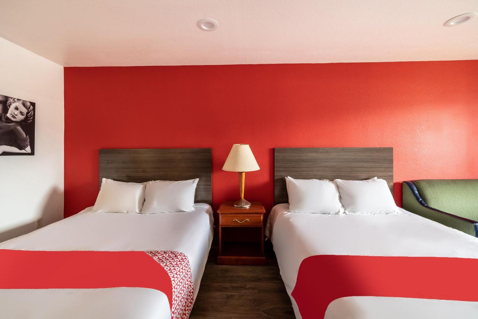Oyo Hotel San Antonio Near At&T Center Kültér fotó